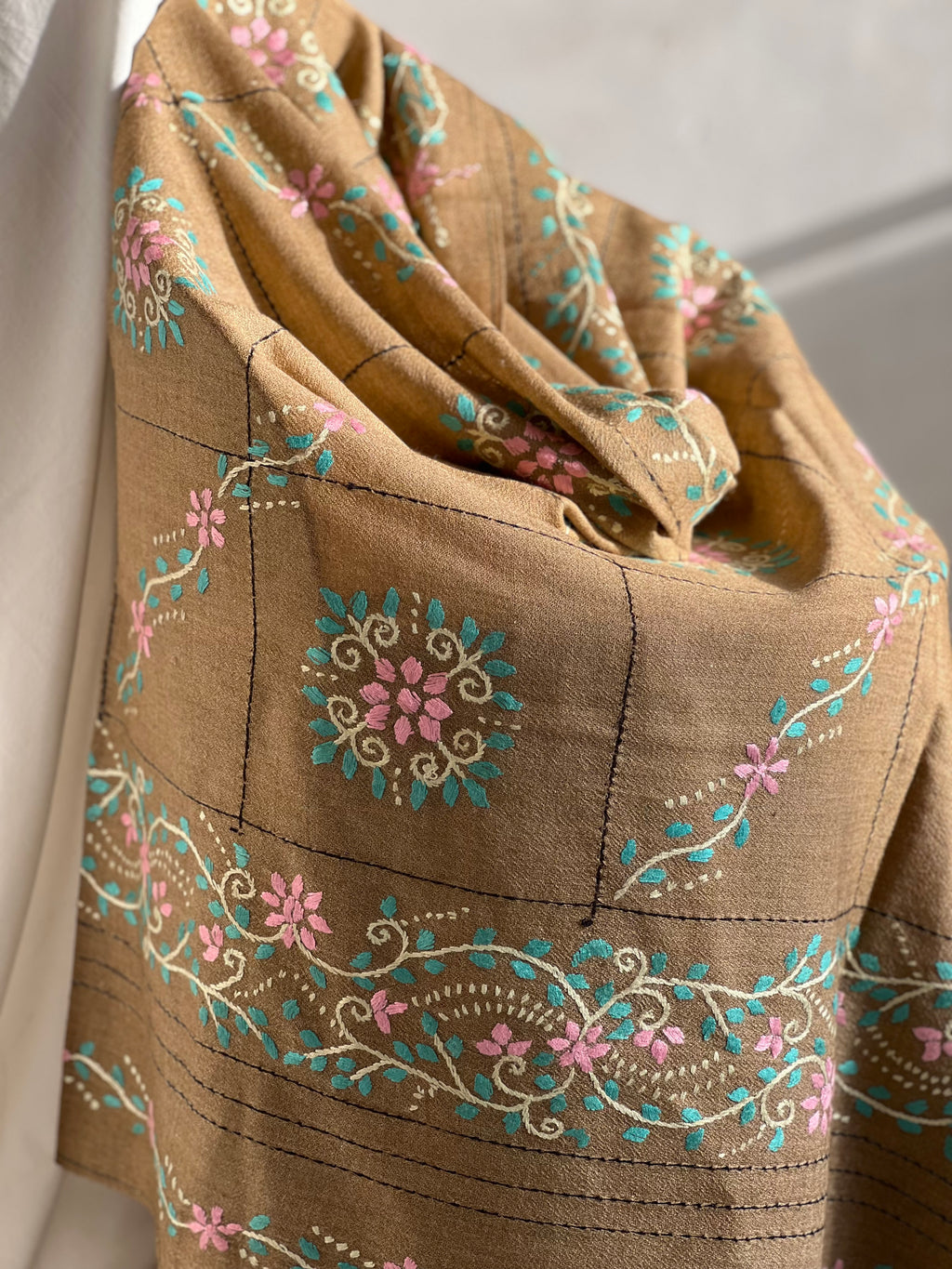 Islamprui Tarkashi Shawl