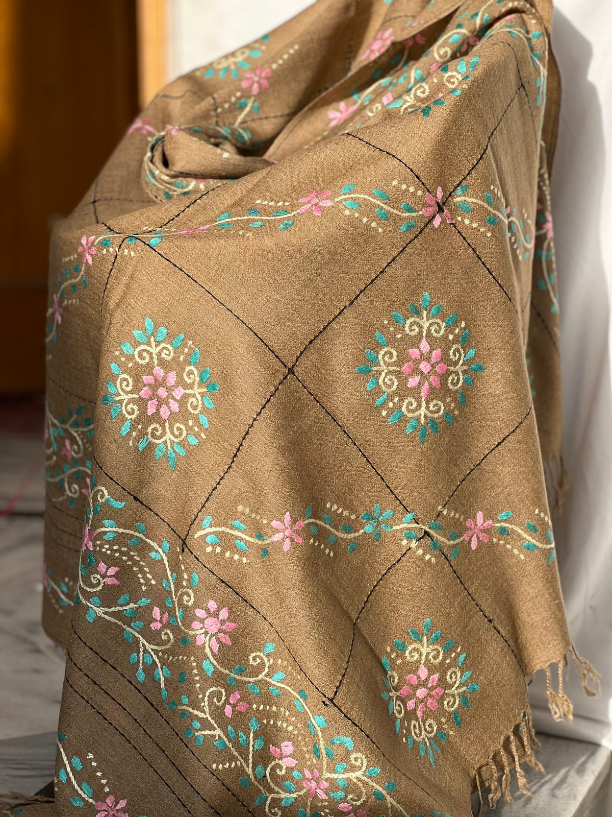 Islamprui Tarkashi Shawl