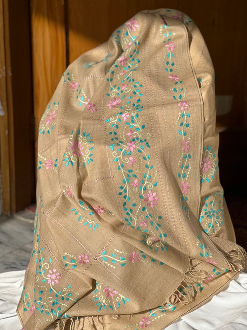 Elegant Tarkashi Shawl