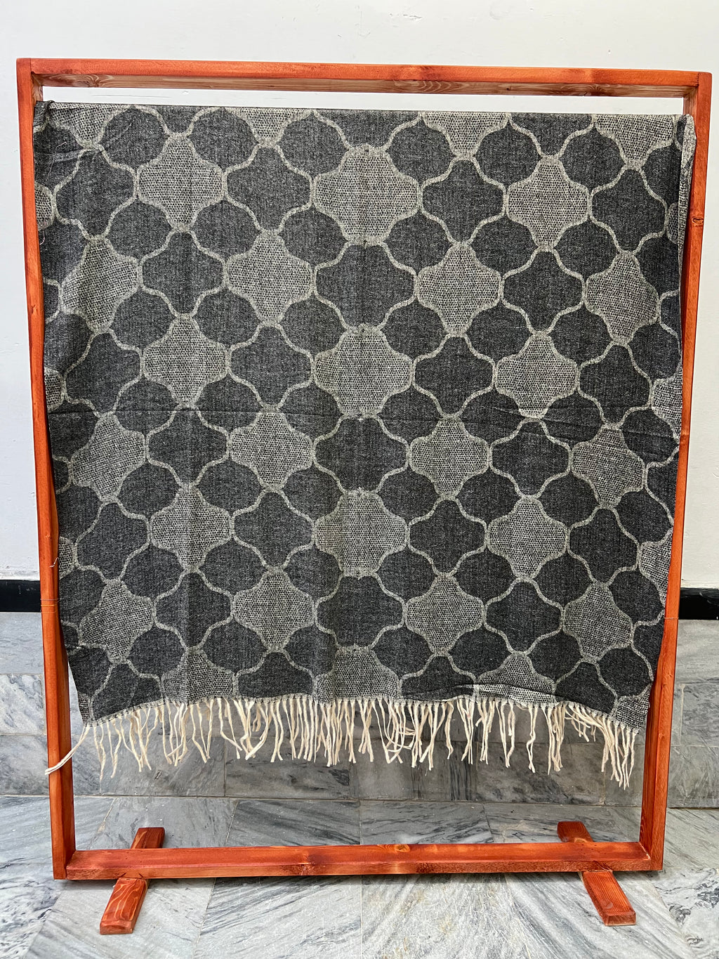 Soft Weave Shawl - Onyx 02