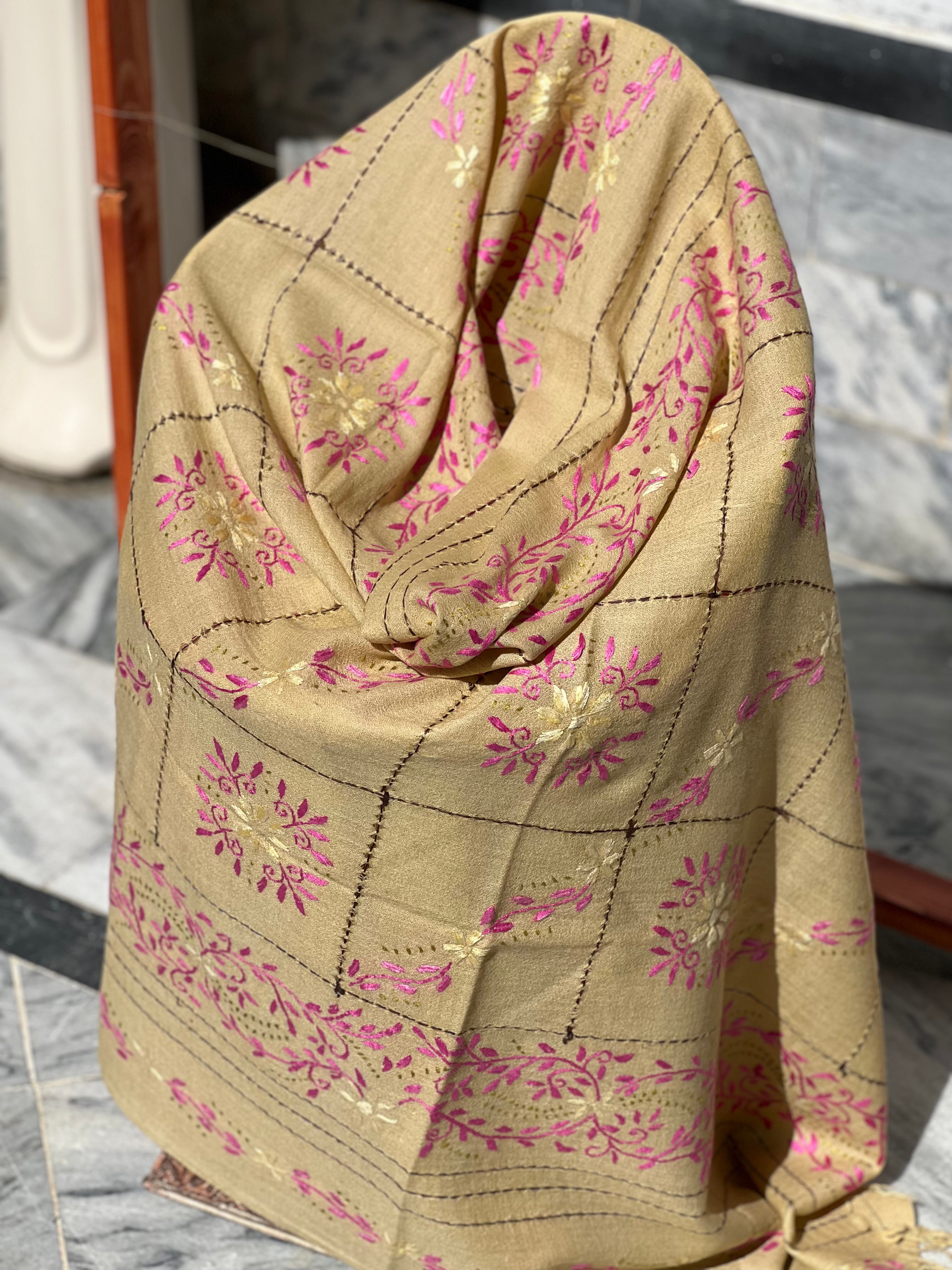 Gul-e-Lal Islampuri Shawl